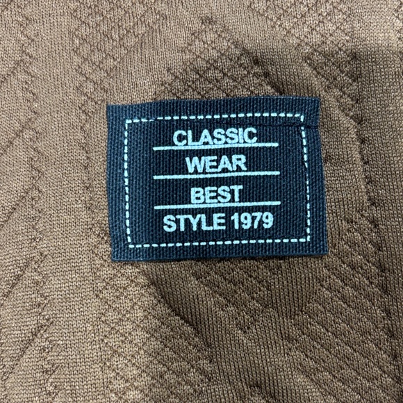 Classic Brown Textured Knitwear set - Picture 2 of 7